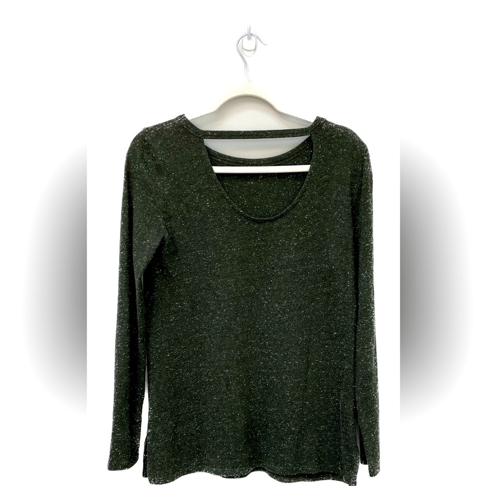 💕 Women’s unbranded long sleeve speckled grey front scoop top in medium